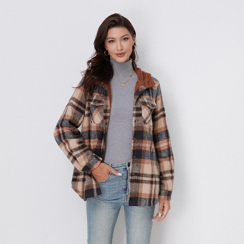 Plaid hooded flannel jacket for women | Amelia