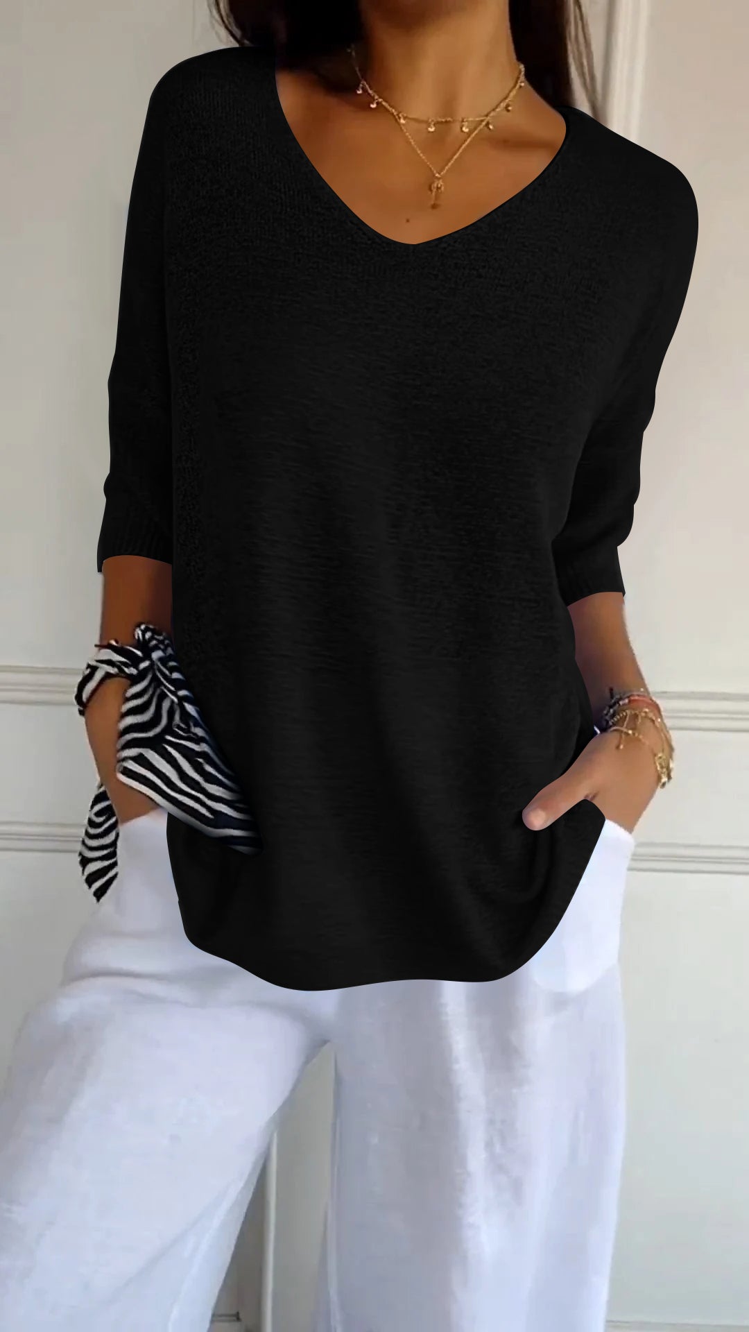 Casual V-neck relaxed everyday top for women | Lauren