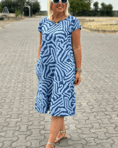 Relaxed round-neck patterned everyday dress for women | Nelia