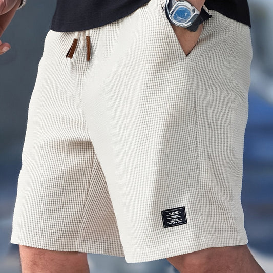 Elegant easy-fit everyday shorts for men | Nathan
