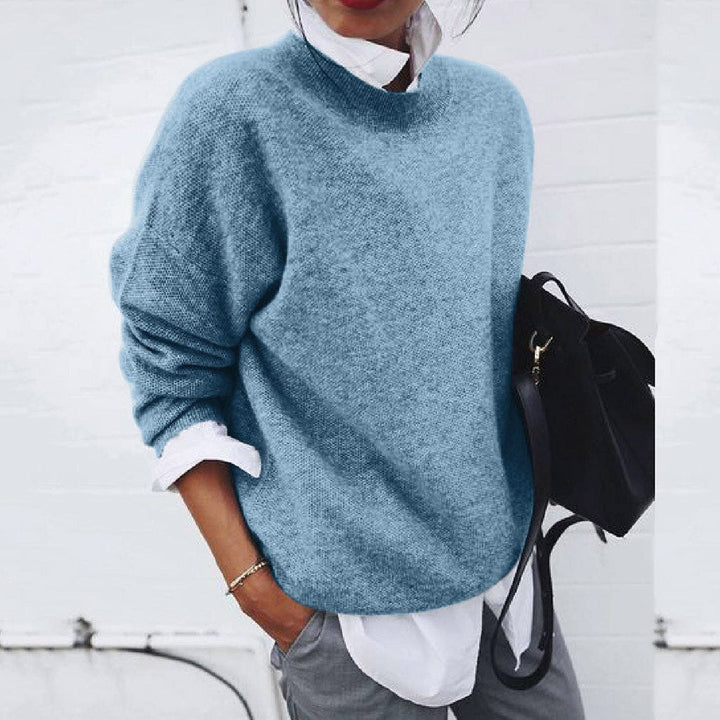 Classic round-neck pullover sweater for women | Mirella
