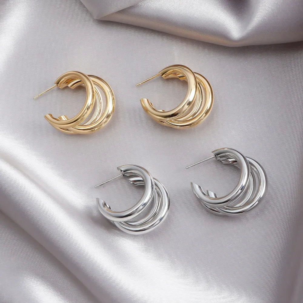 Trinova Stacked Hoop Earrings | Aurelia
