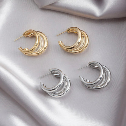 Trinova Stacked Hoop Earrings | Aurelia