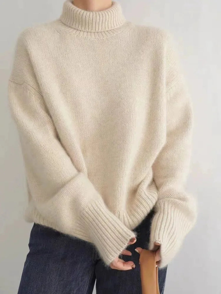 Relaxed turtleneck sweater with oversized fit | Arden
