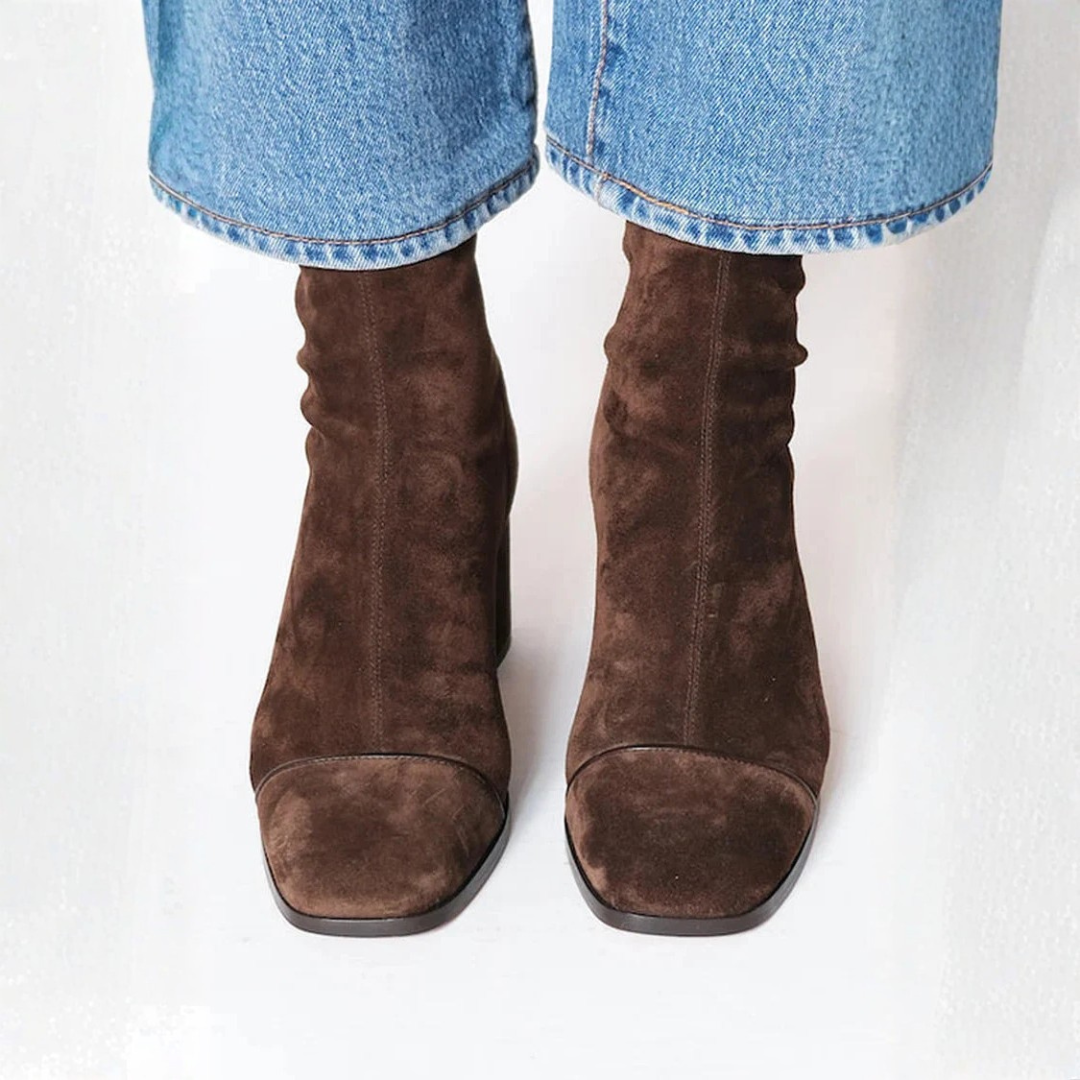 Elegant comfort heel everyday boots for women | Yvonne