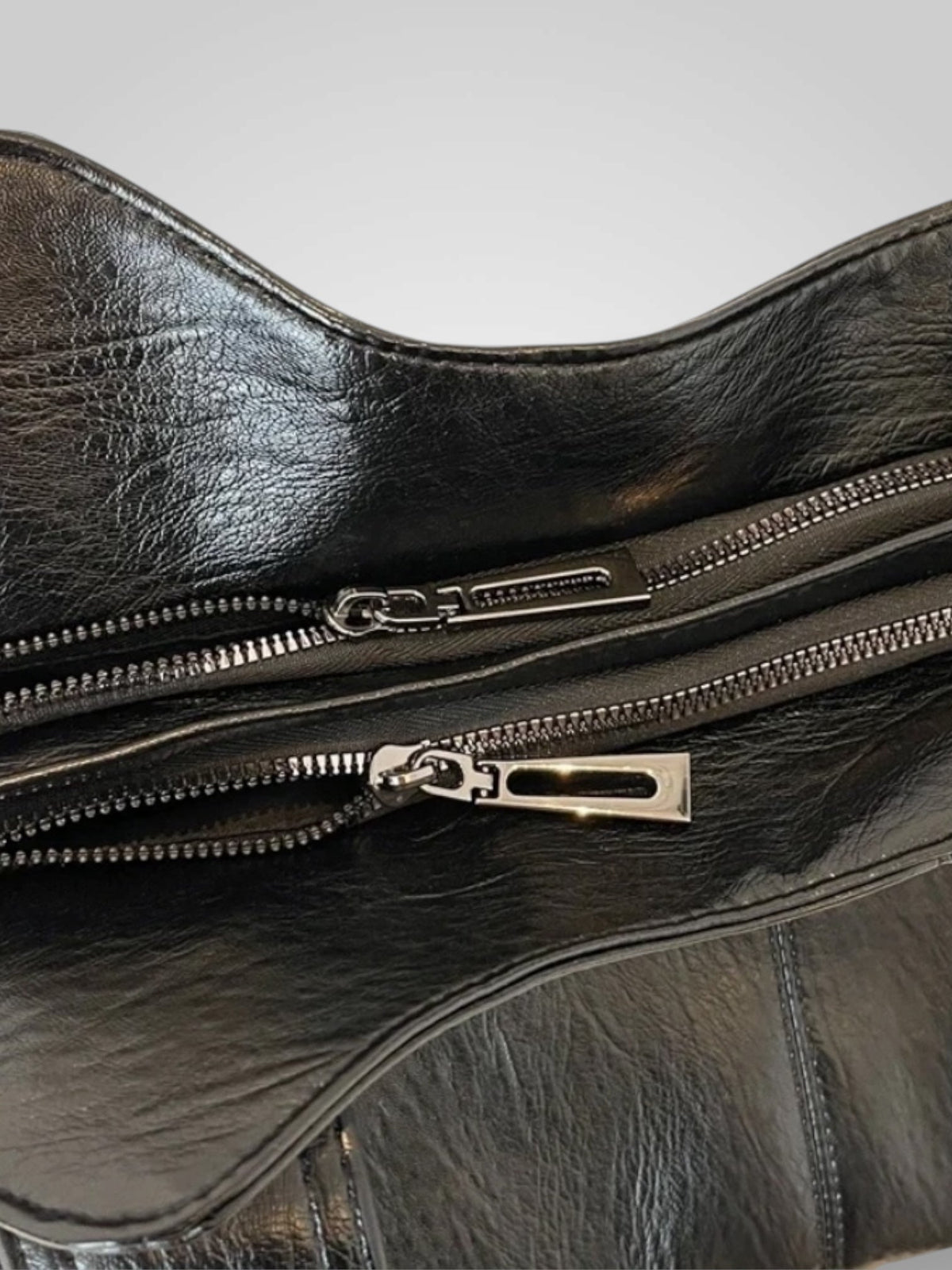 Vickie | Women's Spacious Shoulder Bag with Multiple Compartments