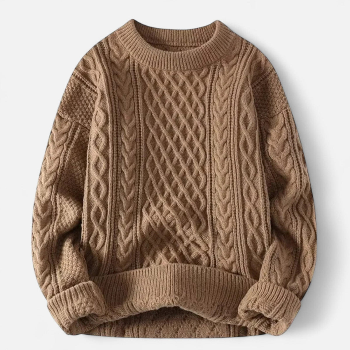 Classic cable-knit round-neck everyday jumper for women