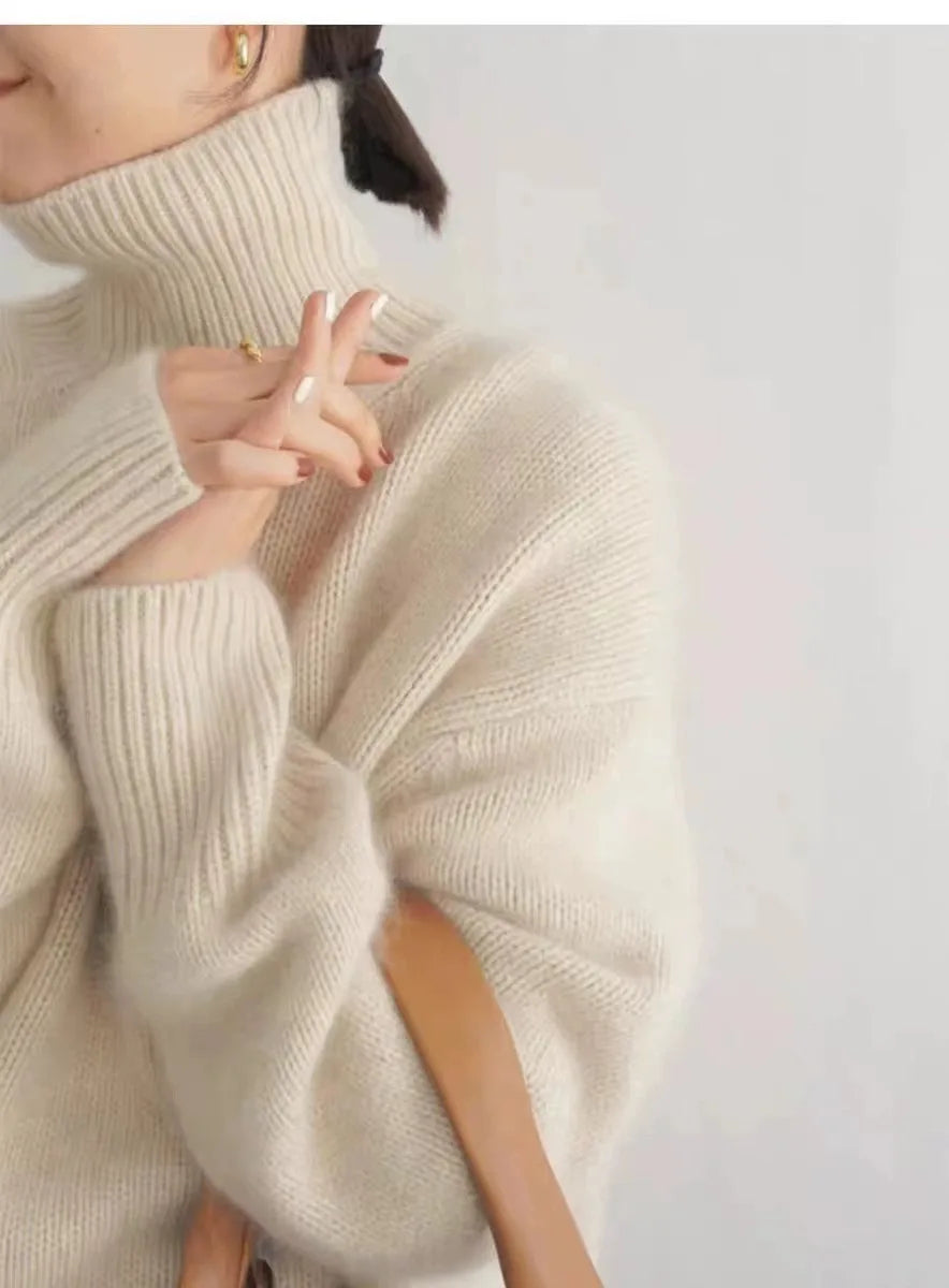 Relaxed turtleneck sweater with oversized fit | Arden