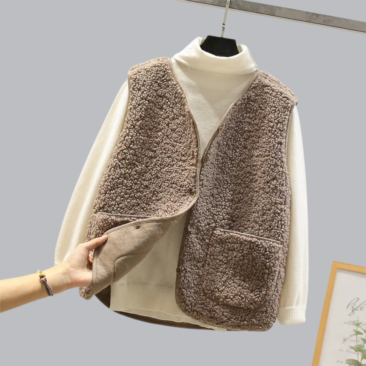 Serena | Women's Sleeveless Lapel Button Front Vest