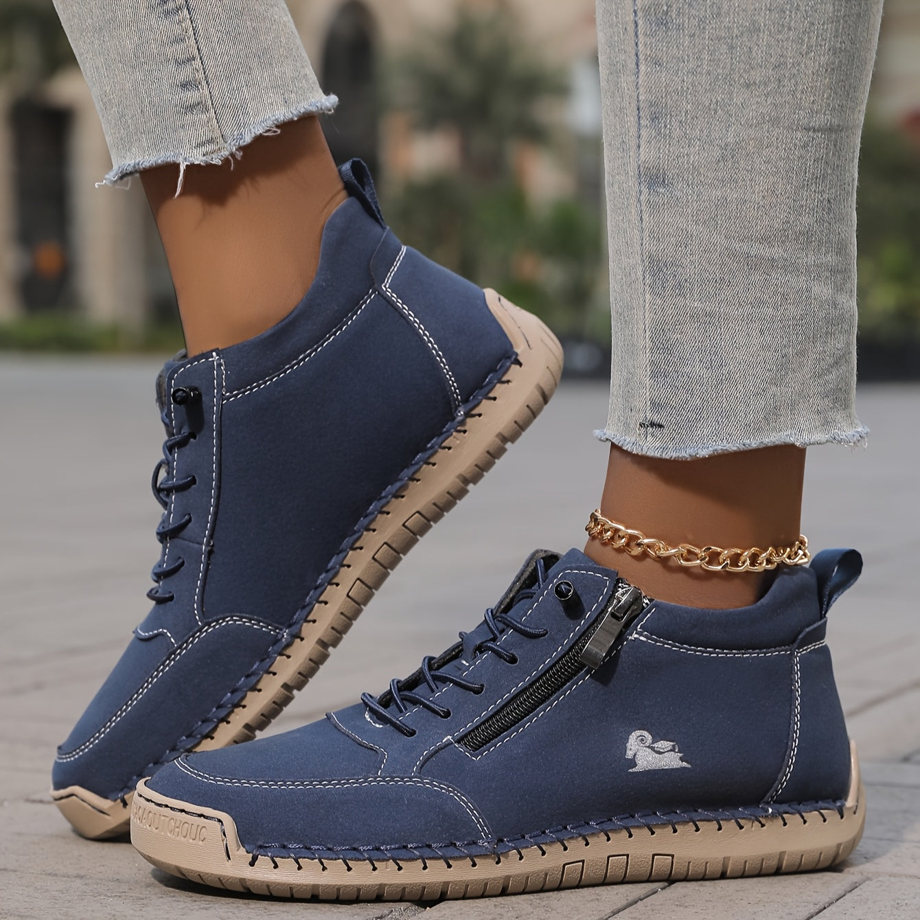 Zip-up orthopaedic everyday shoes for women | Helena