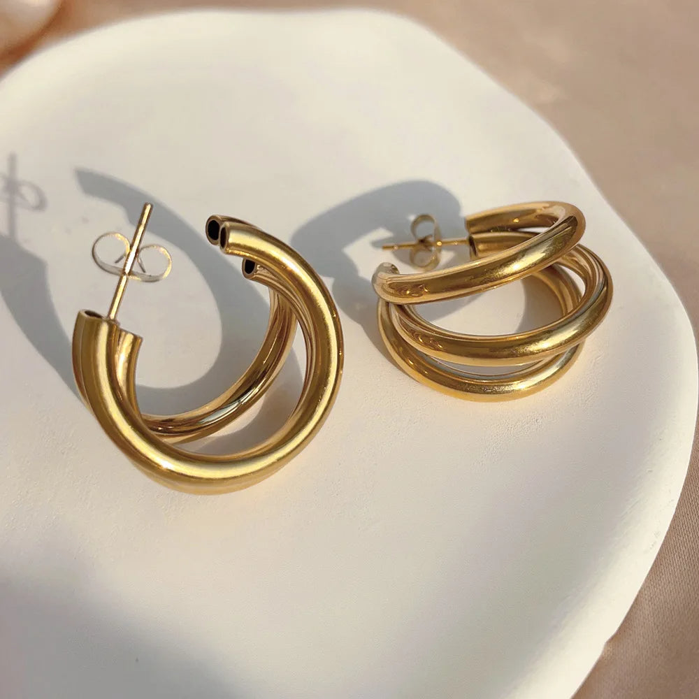 Trinova Stacked Hoop Earrings | Aurelia