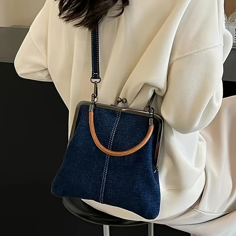 Structured shoulder bag with modern frame silhouette | Maren