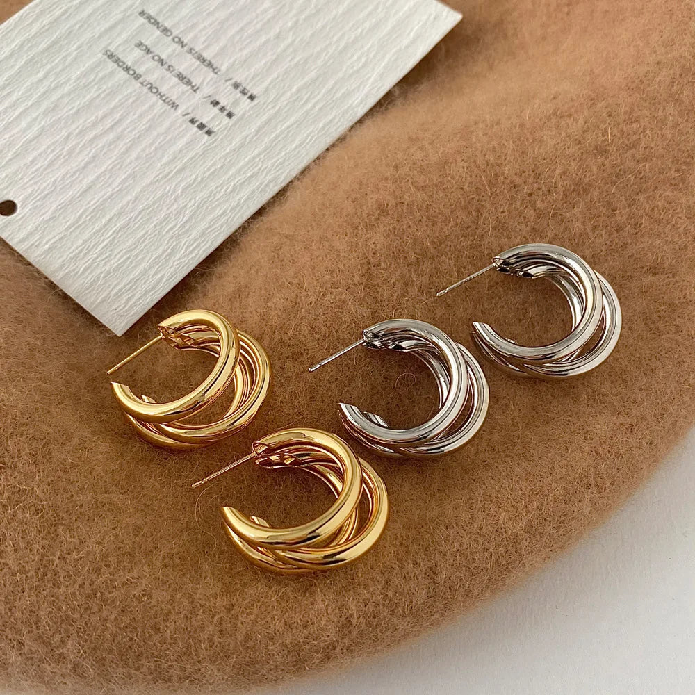 Trinova Stacked Hoop Earrings | Aurelia