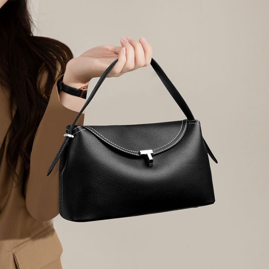 Elegant curved handbag for women | Eternal Muse