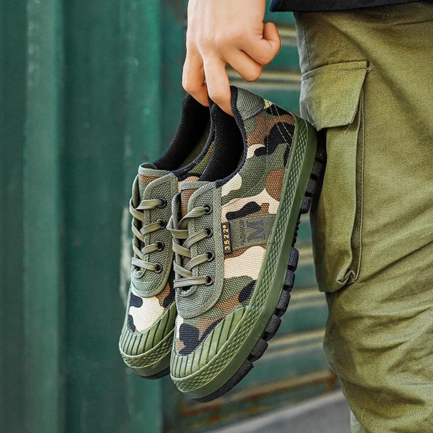 All-terrain tactical sneaker with reinforced sole | Strider