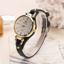 Vintage Gold-Tone Watch with Etched Dial | Aureon