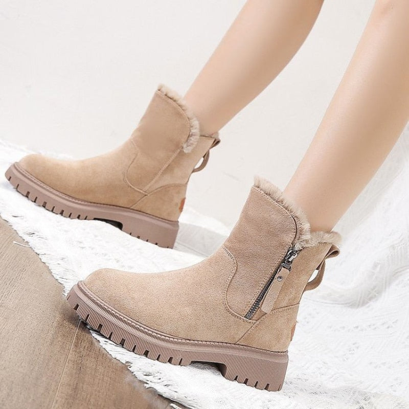 Warm insulated everyday winter boots for women | Daisy