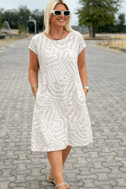 Relaxed round-neck patterned everyday dress for women | Nelia