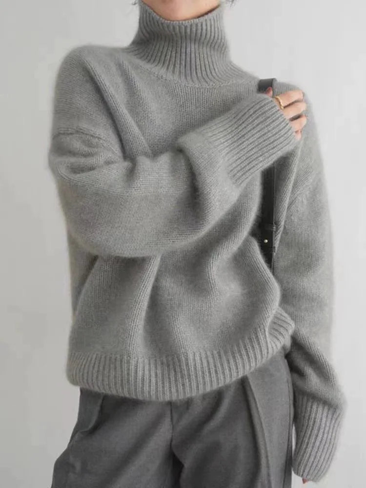 Classic high-collar elegant everyday jumper for women | Isabel