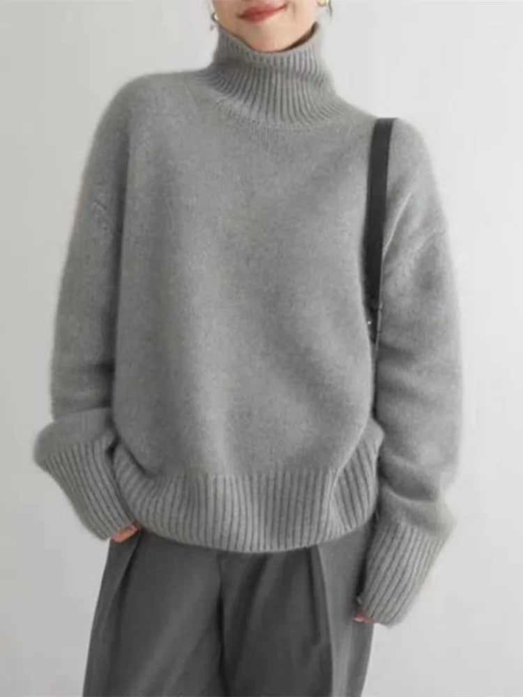 Classic high-collar elegant everyday jumper for women | Isabel