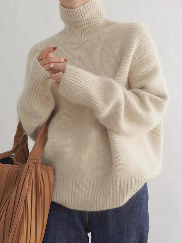 Classic high-collar elegant everyday jumper for women | Isabel