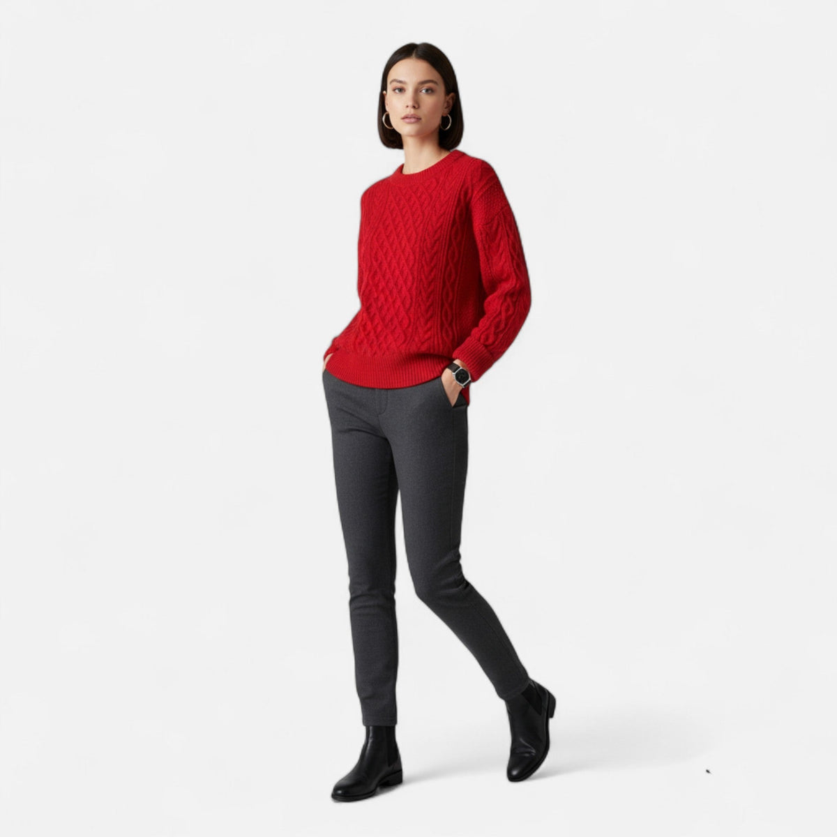 Classic cable-knit round-neck everyday jumper for women