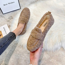 Comfortable everyday loafers for women | Mirela
