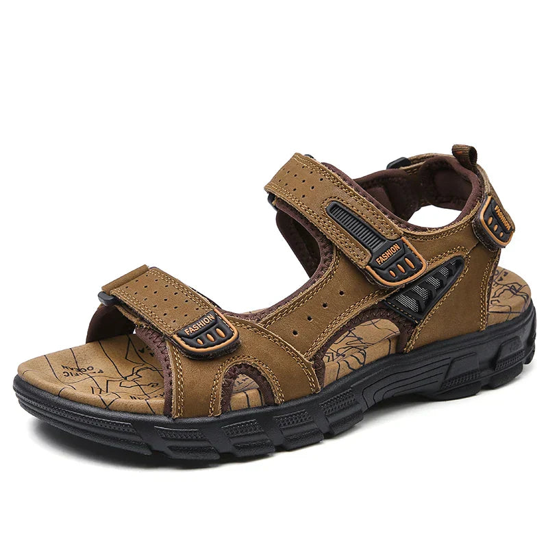 Classic orthopaedic everyday sandals for men | Clark