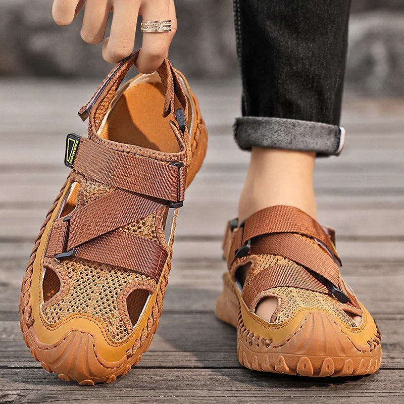 Closed-toe hiking sandals for men | Ravik