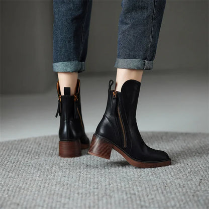 Classic orthopaedic everyday ankle boots for women | Gloria