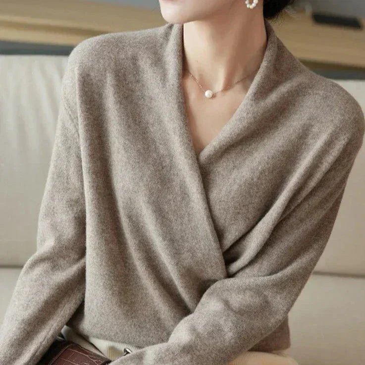 Soft cashmere crewneck sweater for women | Novelle