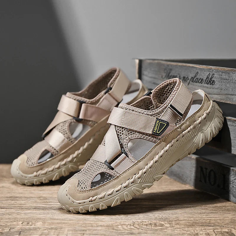 Closed-toe hiking sandals for men | Ravik