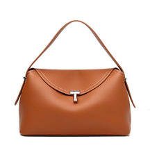 Elegant curved handbag for women | Eternal Muse