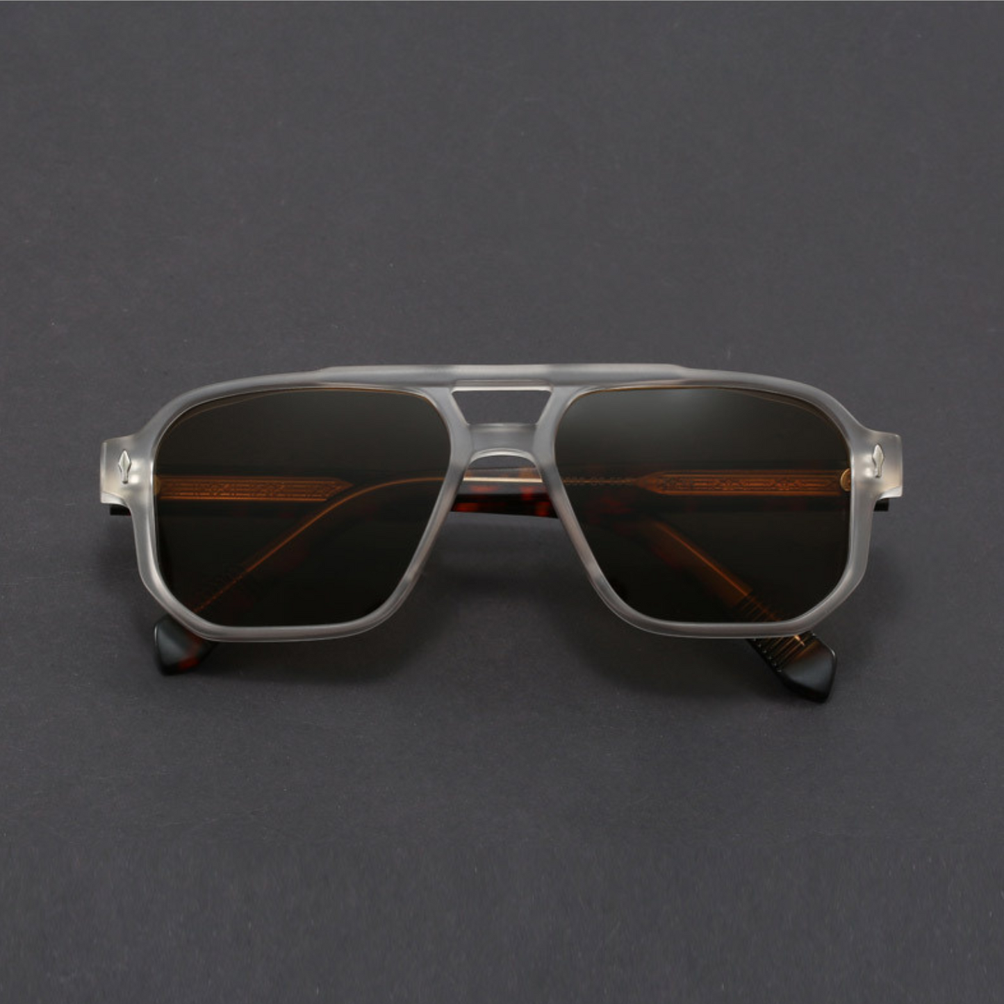 Bold-cut aviator sunglasses with blackout lenses for men | Kaelen