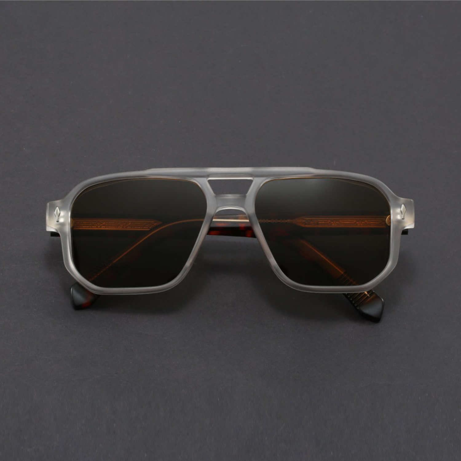 Bold-cut aviator sunglasses with blackout lenses for men | Kaelen