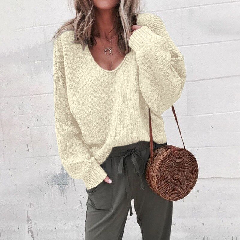 Classic knit V-neck everyday jumper for women | Liora