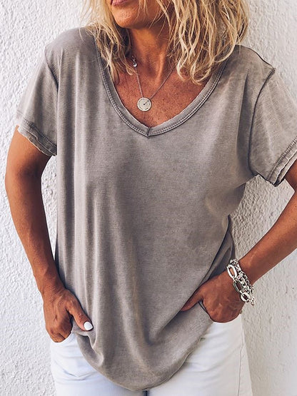 Casual loose fit V-neck summer T-shirt for women | Marisol