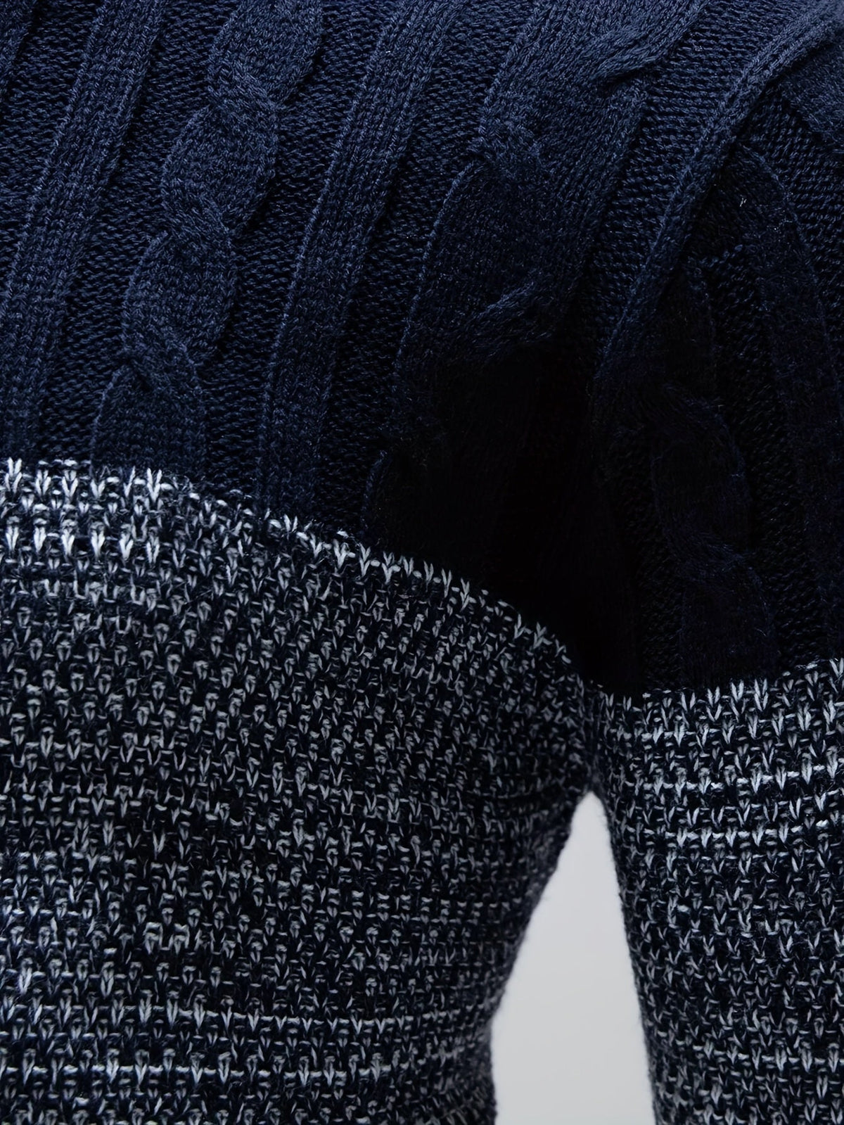 Gavren | Men's Color Block Crew Neck Sweater with Ribbed Cuffs
