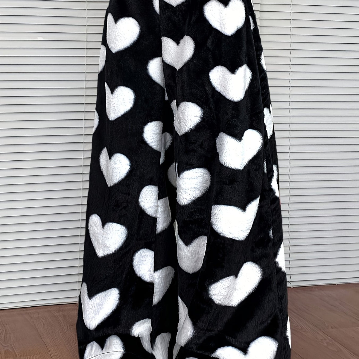 Aira | Women's Plaid Wide Leg Drawstring Sweatpants