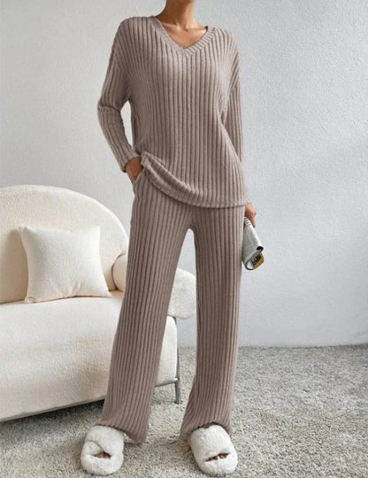 Vivienne | Women's V Neck Wide Leg Pant Set