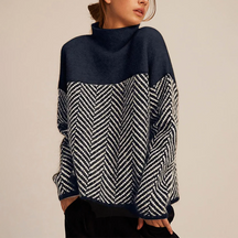 Women’s loose-fit turtleneck sweater with chevron pattern | Arla