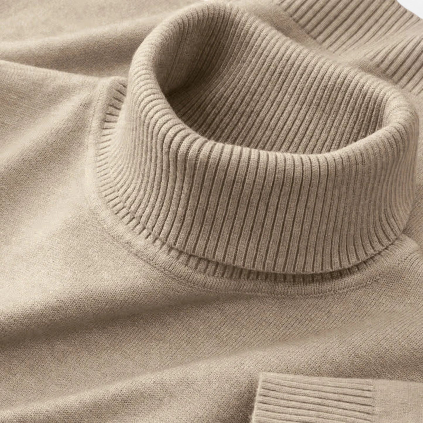 Classic knitted turtleneck sweater for men