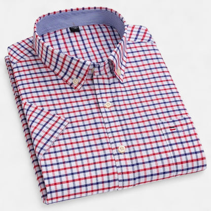 Classic oxford short-sleeve everyday shirt for men