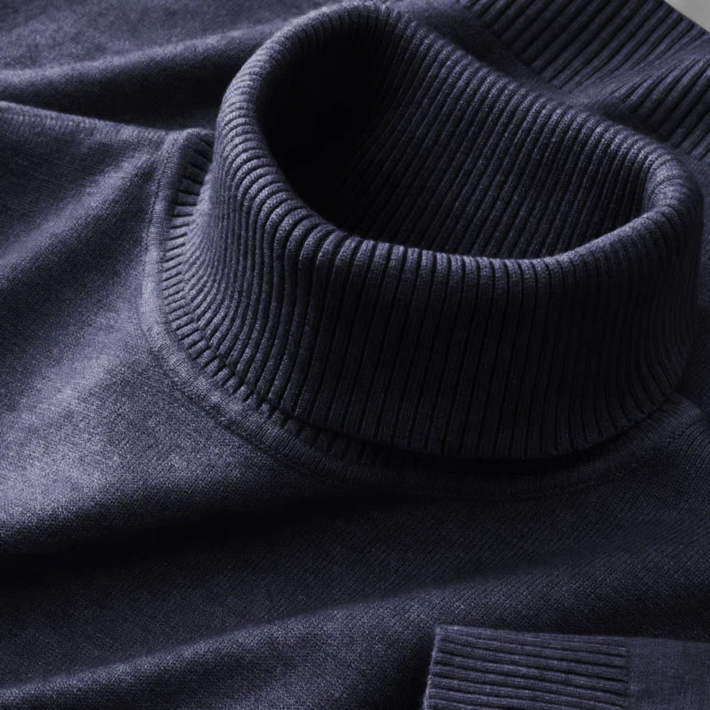 Classic knitted turtleneck sweater for men