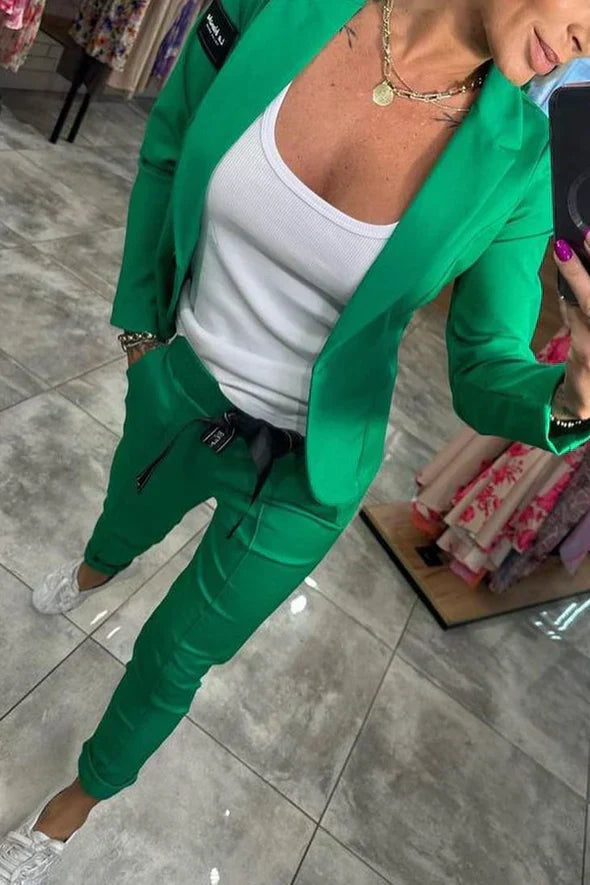 Chic Relaxed Two-Piece Set with Jacket and Pants | Fenna