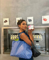 Women's chic structured shoulder bag | Ava