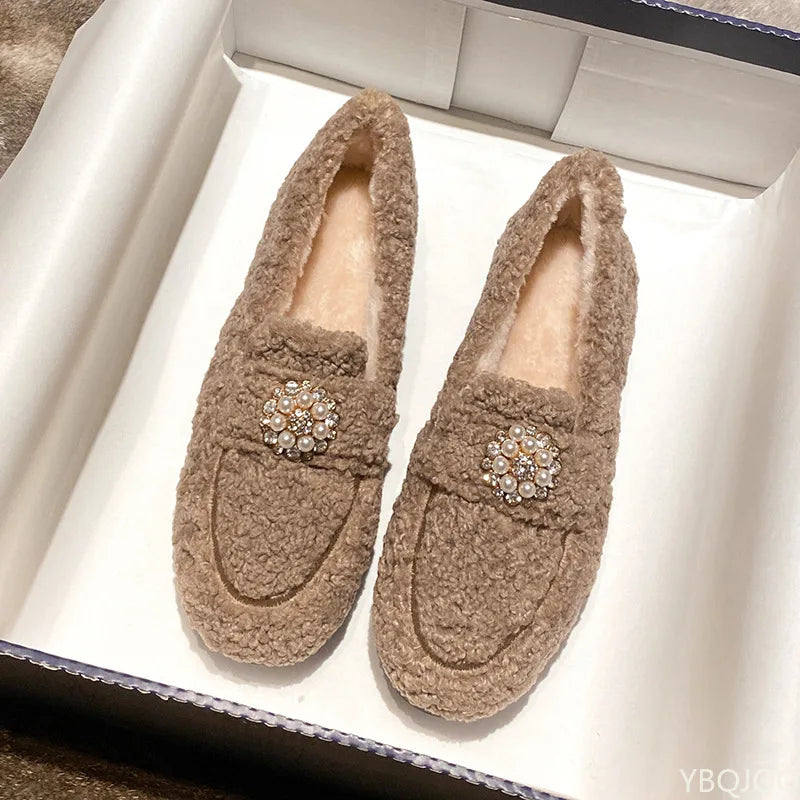 Elegant pearl slip-on loafers for women | Maribel