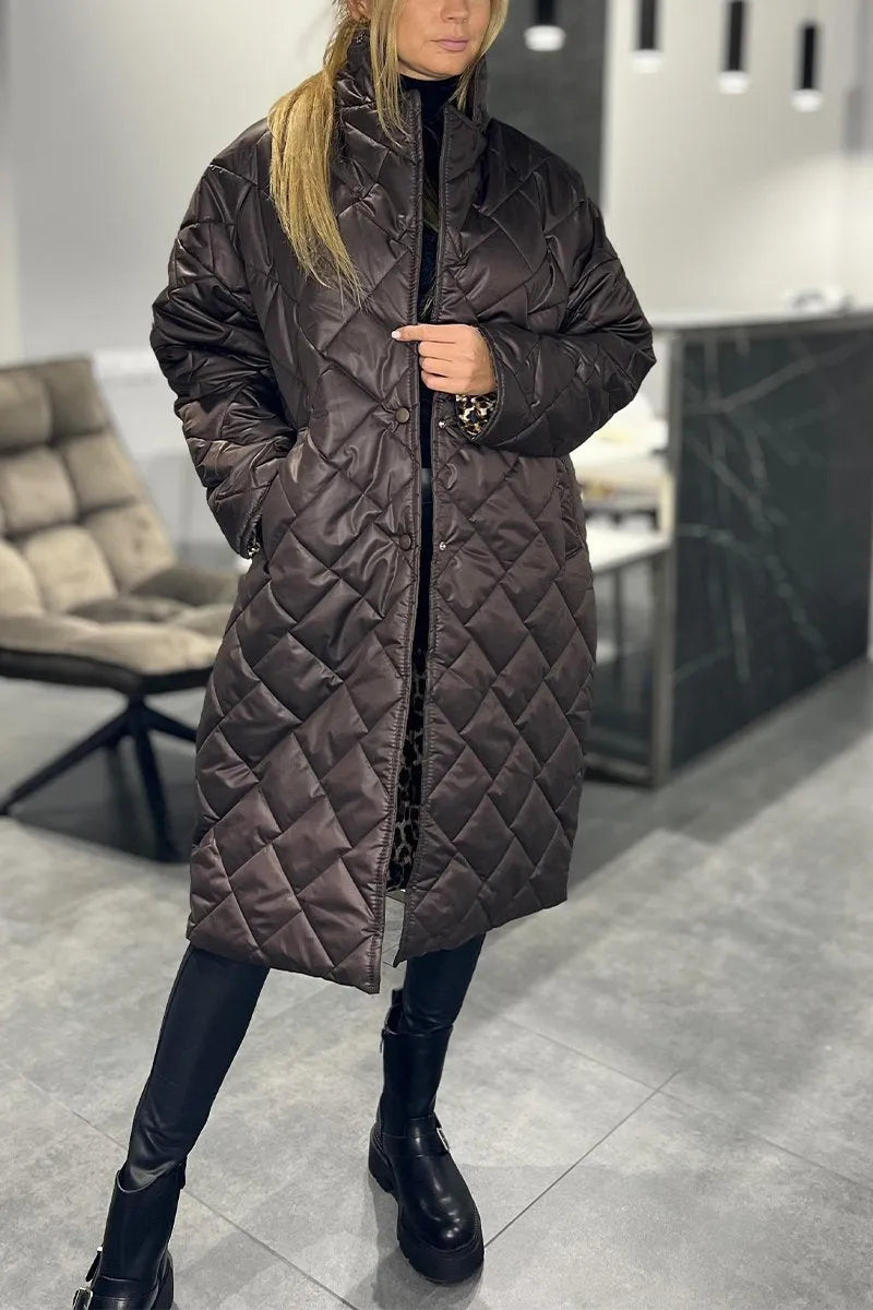 Elegant reversible quilted coat for women | Eliana