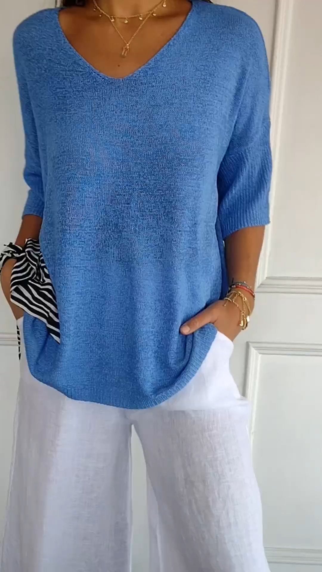 Casual V-neck relaxed everyday top for women | Lauren