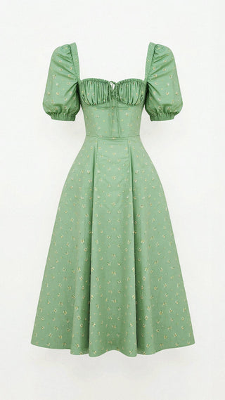 Daniela Midikleid mit quadratischem Halsausschnitt